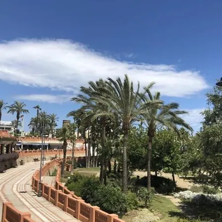 Apartment Beachfront Location In By Costarentals - Ref 70