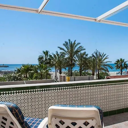 Appartement Beachfront In By Costarentals - Ref 70